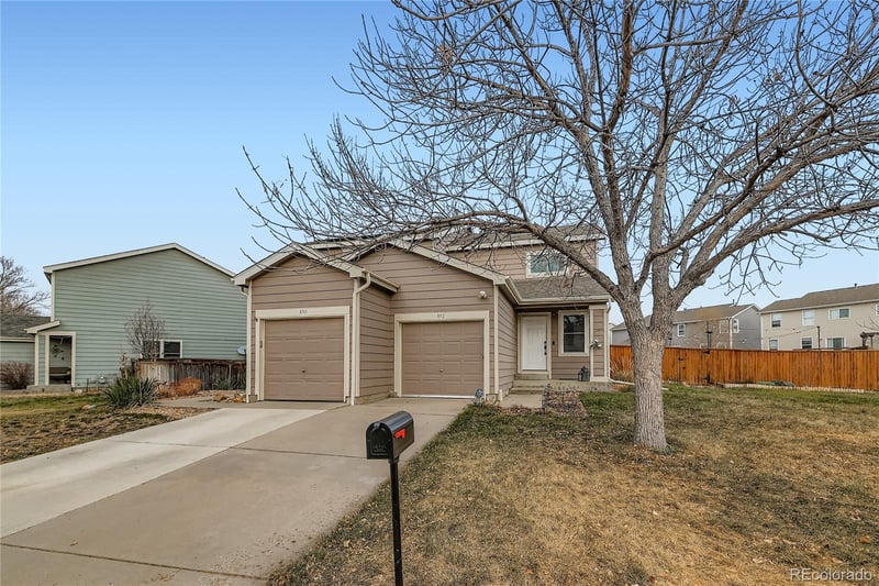 892 Mockingbird Ln, Brighton, CO 80601