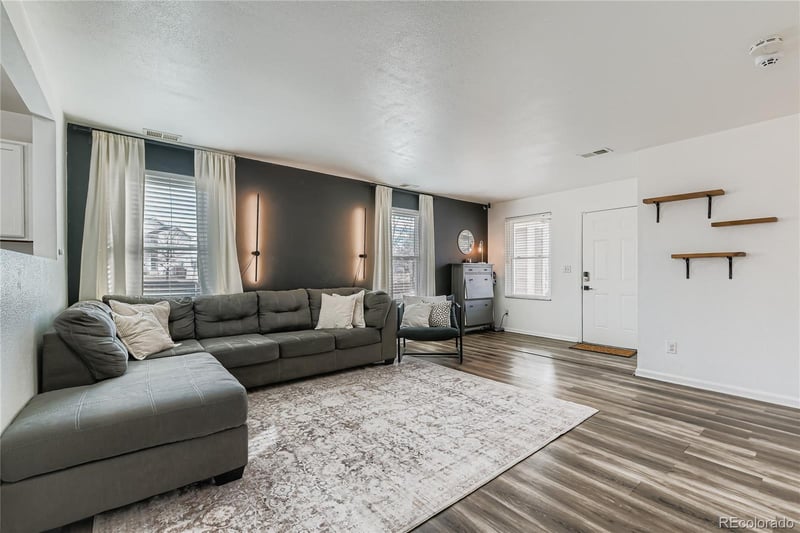 892 Mockingbird Ln, Brighton, CO 80601