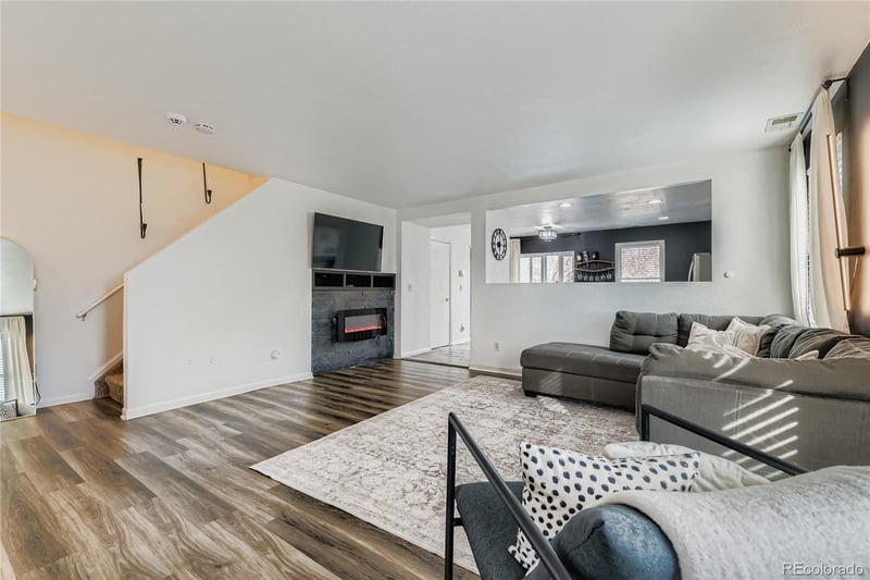 892 Mockingbird Ln, Brighton, CO 80601