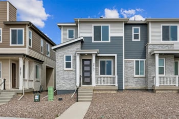 24131 30th Pl, Aurora, CO 80019