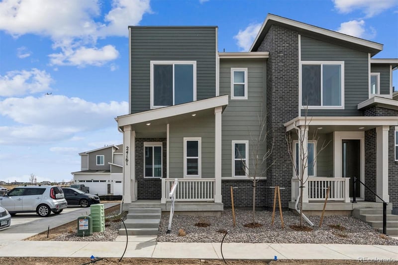 24161 30th Pl, Aurora, CO 80019