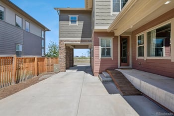 8404 55th Pl, Denver, CO 80238