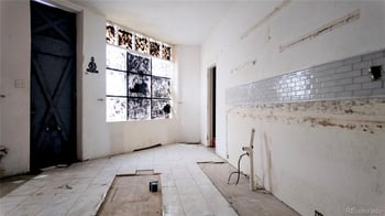 2120 Broadway , Denver, CO 80205