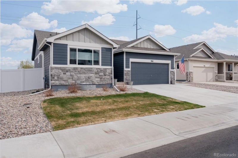 960 Ashbrook Dr, Windsor, CO 80550