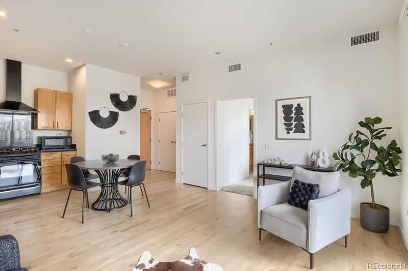 1438 Little Raven St #308, Denver, CO 80202