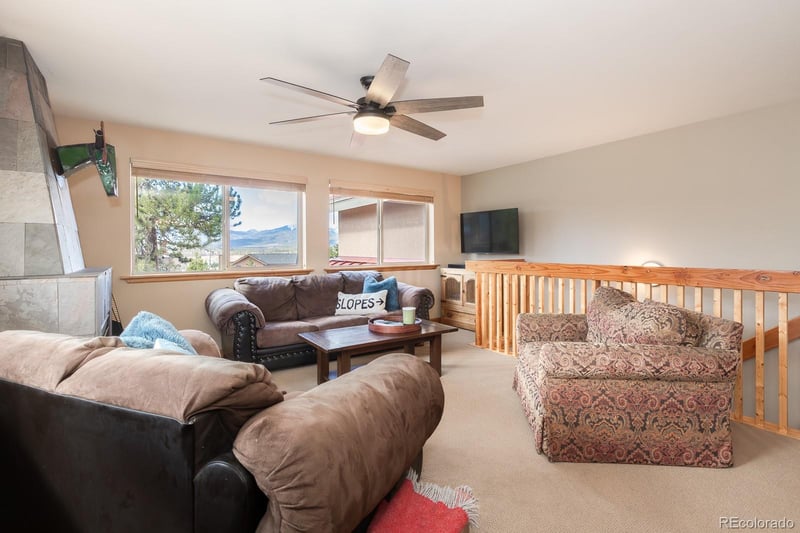 813 Ermine Ln, Fraser, CO 80442