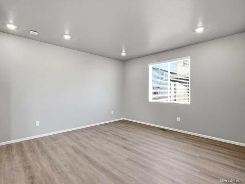 2242 164th Ave, Thornton, CO 80602