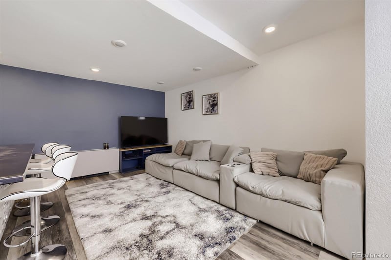 364 Ironton St #427, Aurora, CO 80012