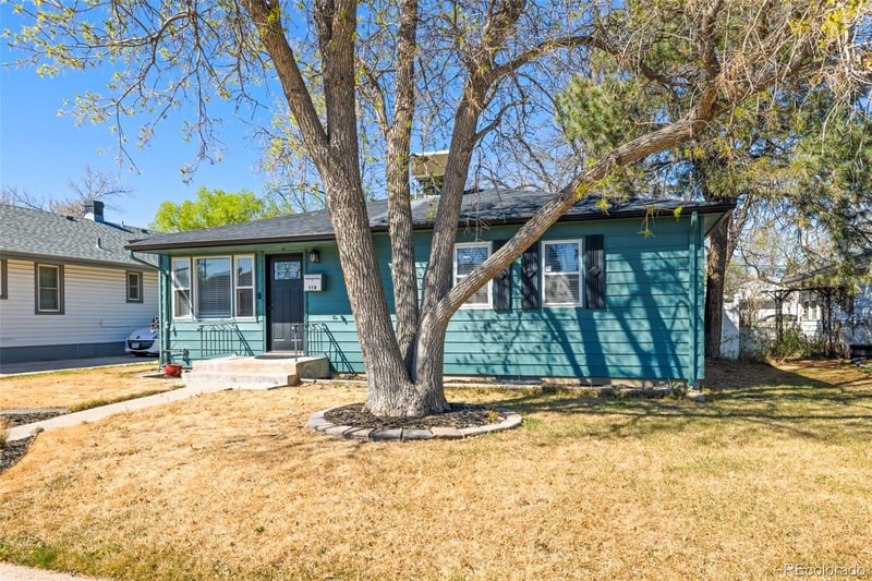 119 8th Ave, Brighton, CO 80601