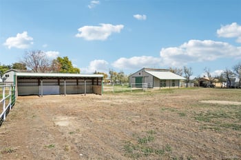 1613 Horseshoe Cir, Longmont, CO 80504