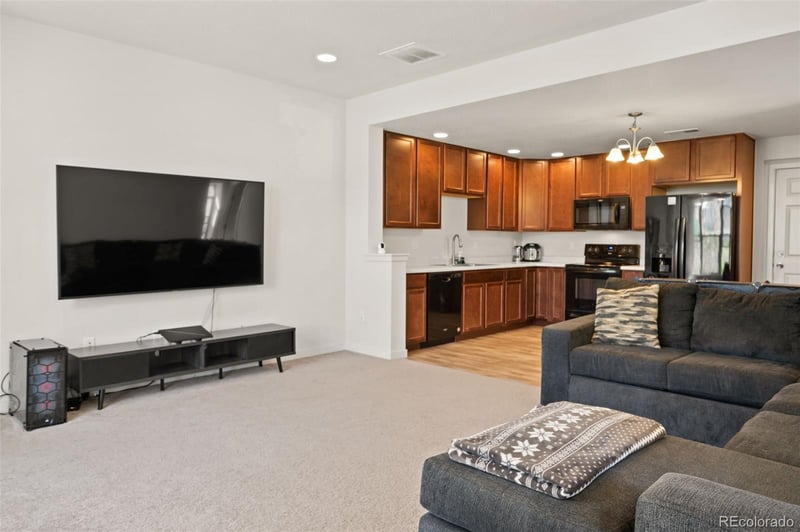 5270 Central Park Blvd, Denver, CO 80238