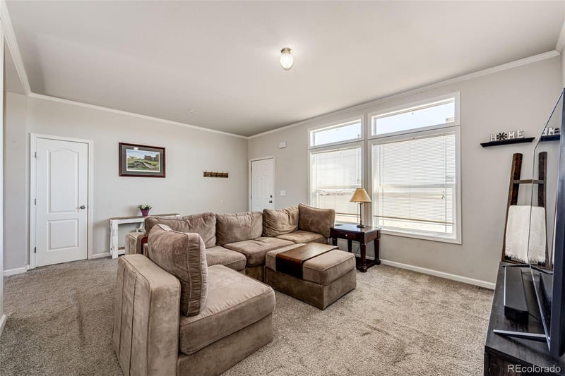 61025 E 38th Ave, Strasburg, CO 80136