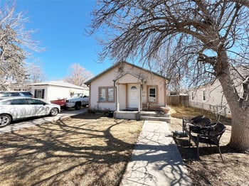 1922 Fulton St, Aurora, CO 80010