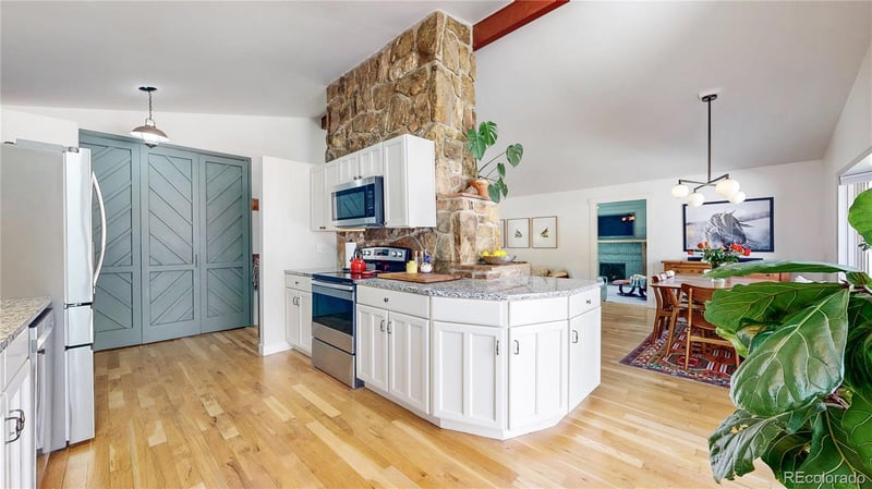 27976 Lupine Dr, Evergreen, CO 80439
