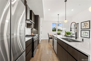 2128 Applewood Dr, Lakewood, CO 80215