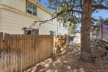 17698 Loyola Dr #D, Aurora, CO 80013