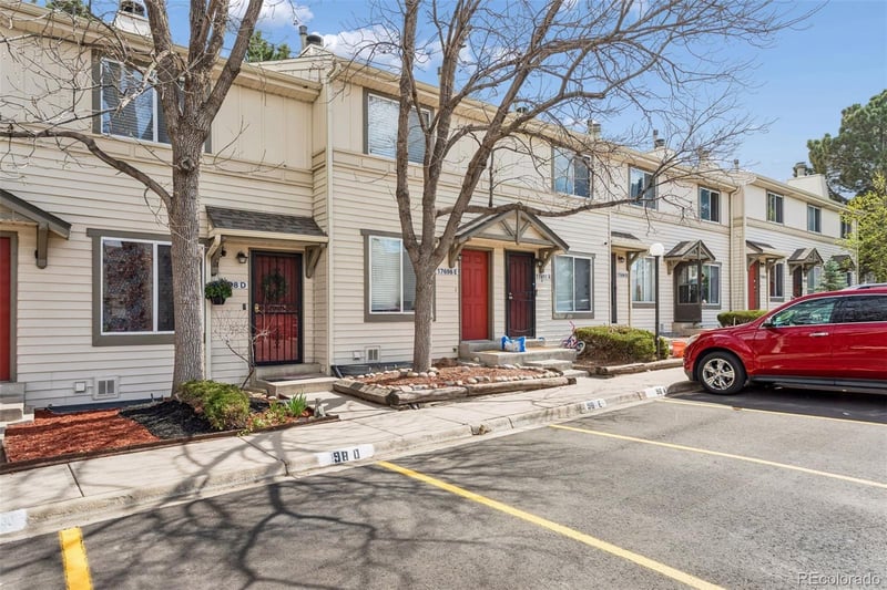 17698 Loyola Dr #D, Aurora, CO 80013
