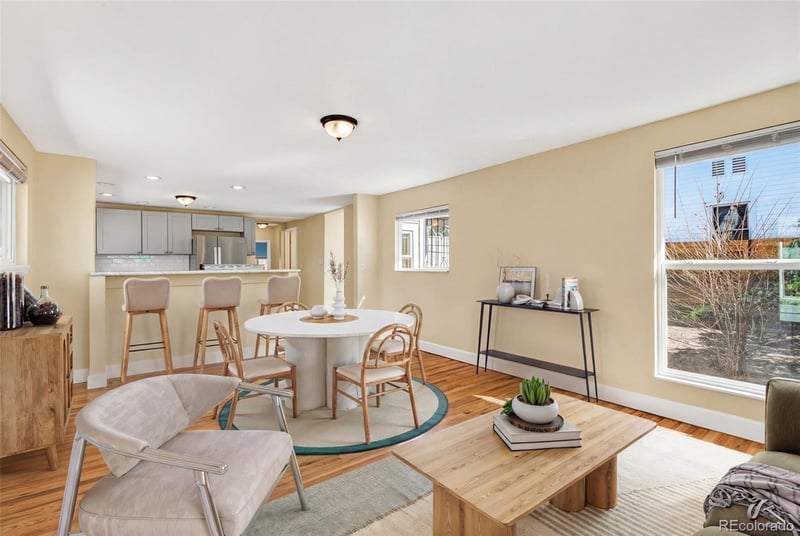 3262 S Logan St, Englewood, CO 80113