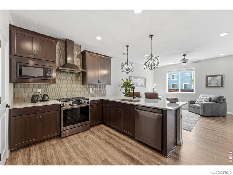 728 Stonebridge Dr, Longmont, CO 80503