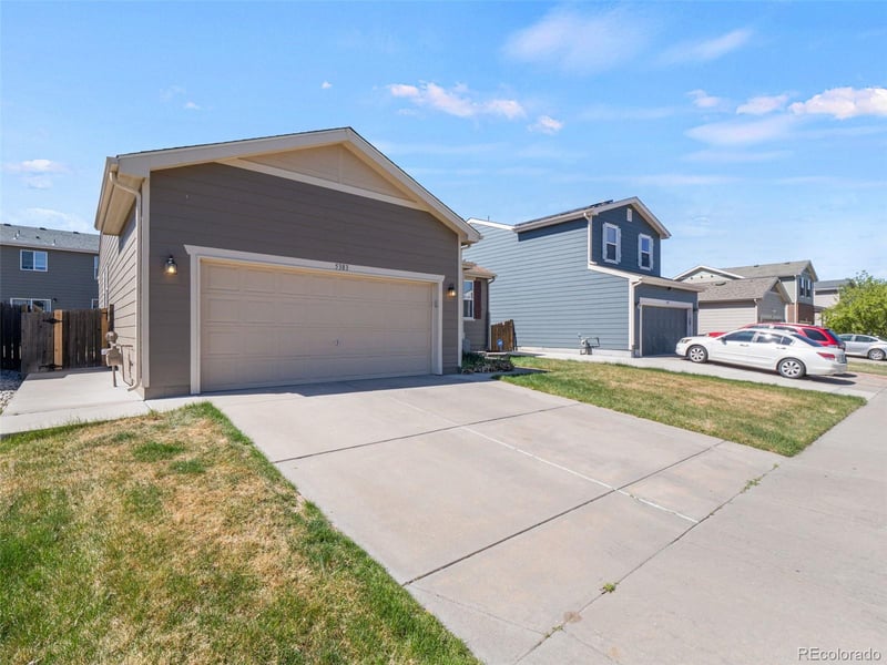 5383 Lewiston St, Denver, CO 80239