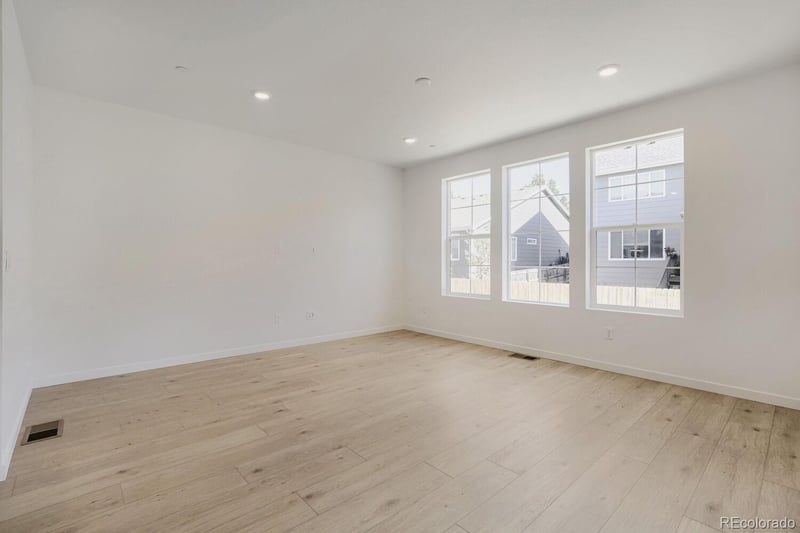 1956 Crested Lark St, Fort Collins, CO 80528