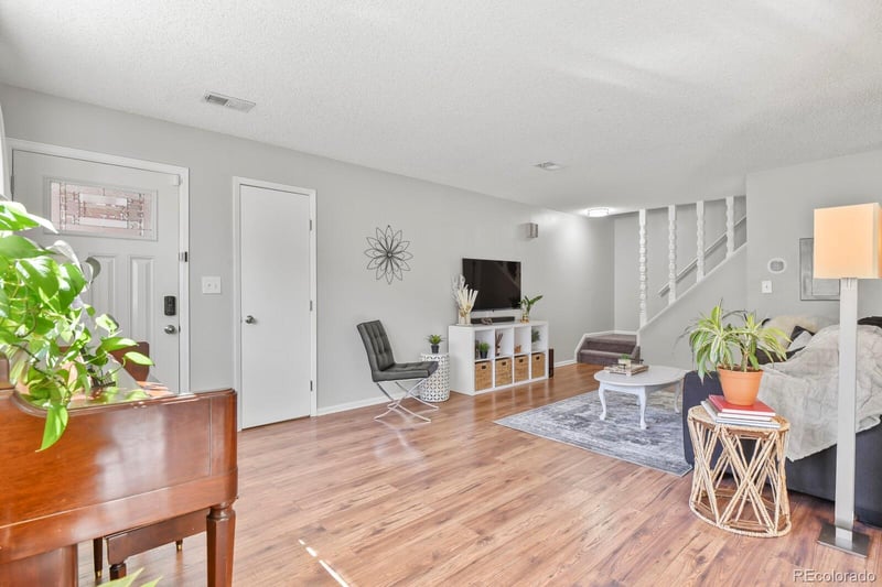 9974 Appletree Pl, Thornton, CO 80260