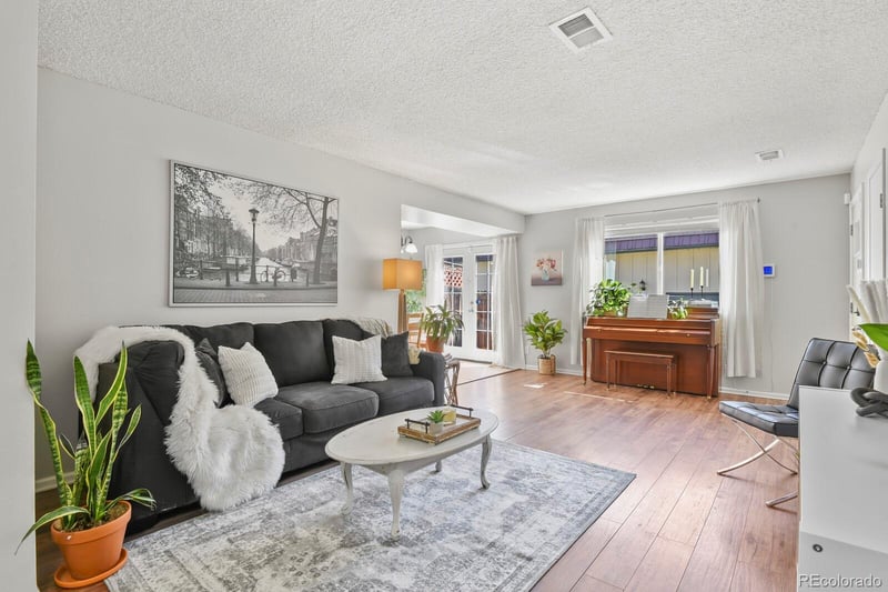 9974 Appletree Pl, Thornton, CO 80260