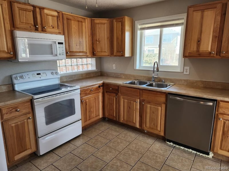 5455 36th Ave, Denver, CO 80207