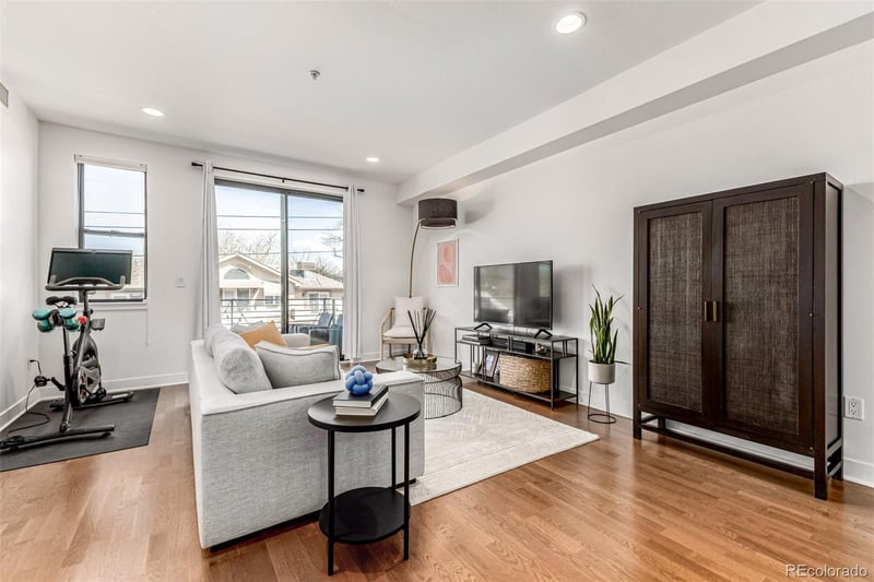 360 Lafayette St #305, Denver, CO 80209