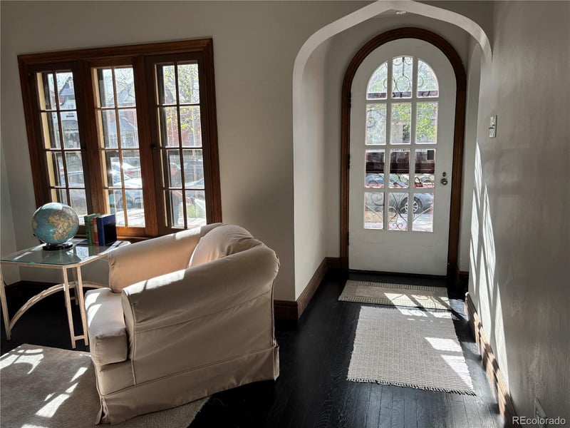 212 Ogden St, Denver, CO 80209