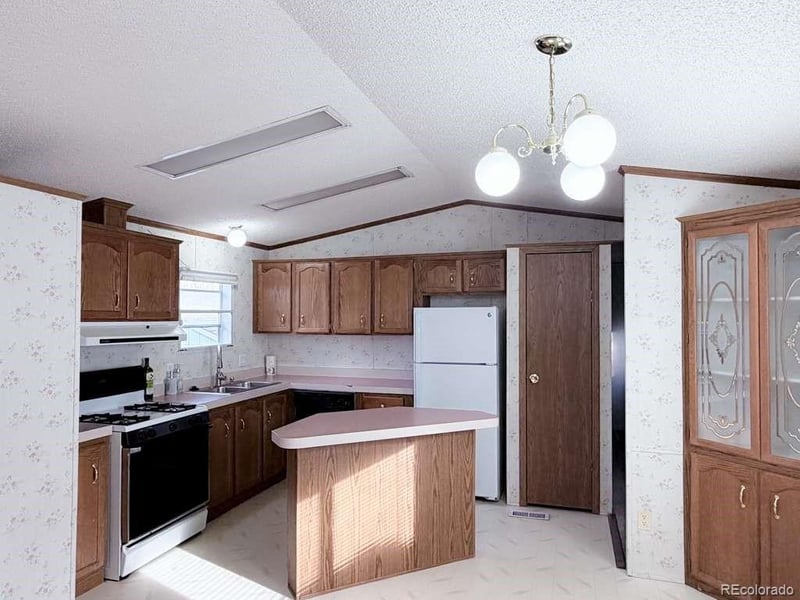 1770 G St, Golden, CO 80401