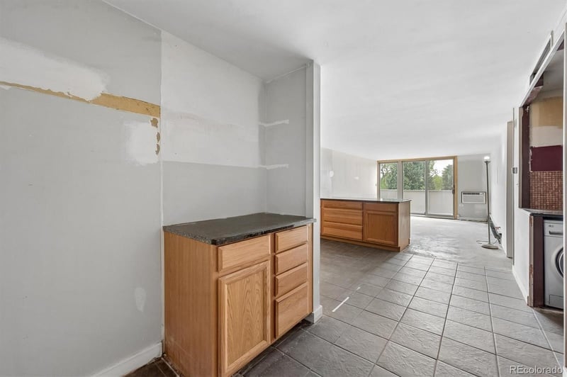 799 Dahlia St #601, Denver, CO 80220