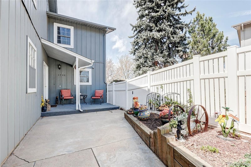 2738 Xanadu Way, Aurora, CO 80014