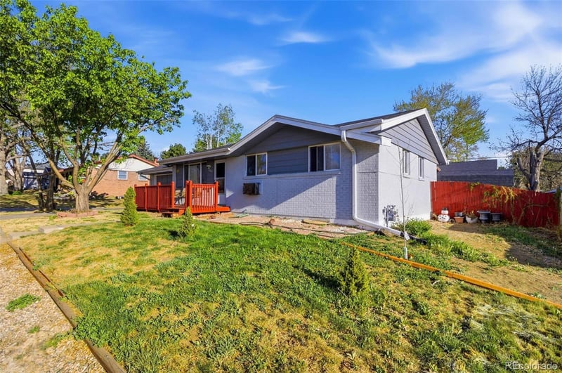 1263 103rd Pl, Northglenn, CO 80260