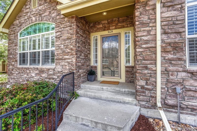 1624 Golden Bear Dr, Longmont, CO 80504