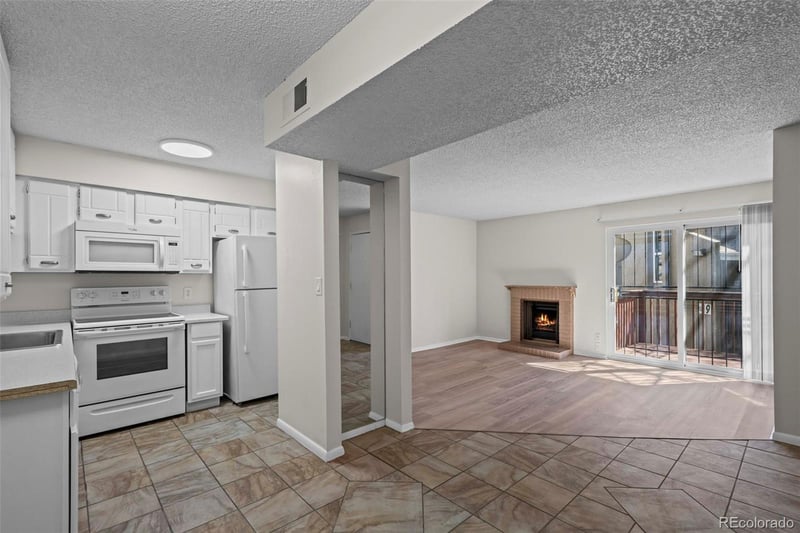 5300 Cherry Creek Dr #326, Denver, CO 80246
