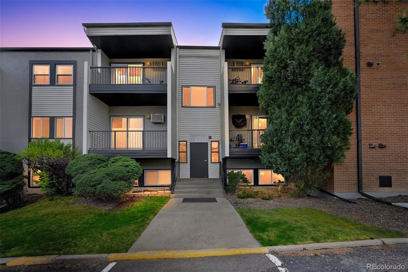 1350 Golden Cir #211, Golden, CO 80401