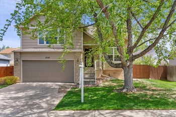 2118 Truckee St, Aurora, CO 80013