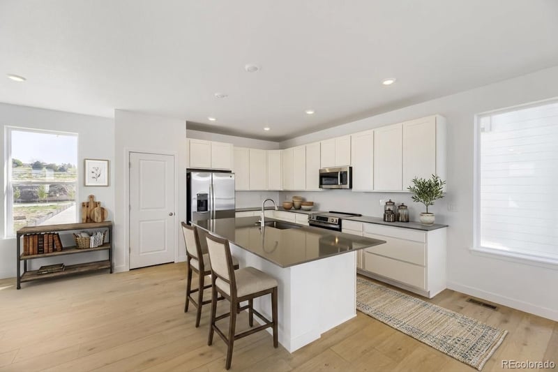 16793 Kettle Ave, Centennial, CO 80016