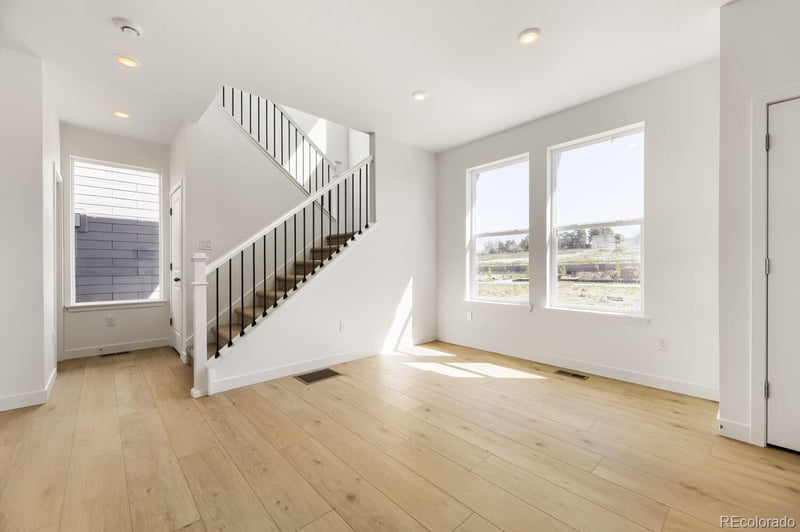 16793 Kettle Ave, Centennial, CO 80016