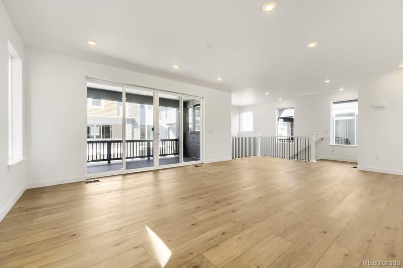 16793 Kettle Ave, Centennial, CO 80016