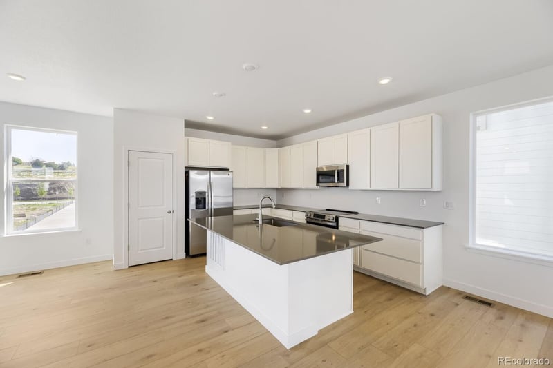 16793 Kettle Ave, Centennial, CO 80016