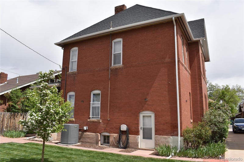 1707 Lake Ave, Pueblo, CO 81004