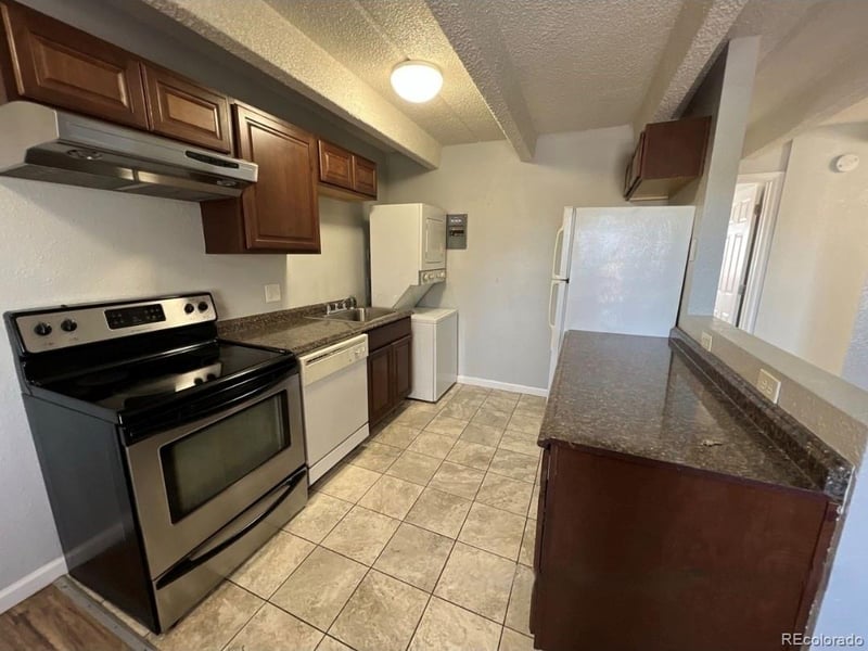 1180 Yosemite St #307, Denver, CO 80220