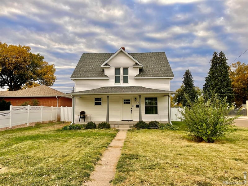304 High School Ave, Holyoke, CO 80734
