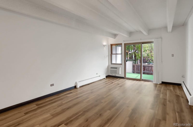 1265 Elizabeth St #207, Denver, CO 80206