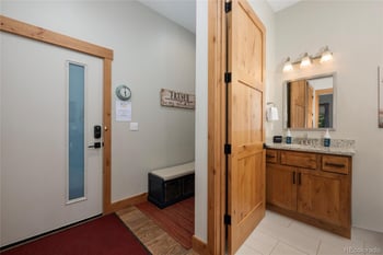 40 Springview Ln #B102, Fraser, CO 80442