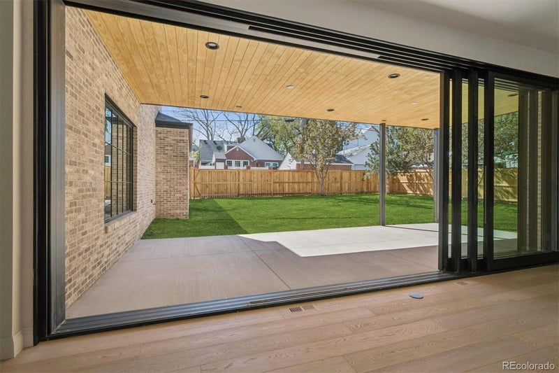 832 Milwaukee St, Denver, CO 80209