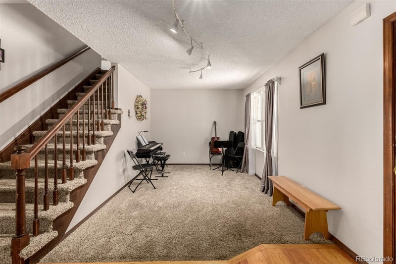 2552 Fairplay Way, Aurora, CO 80014