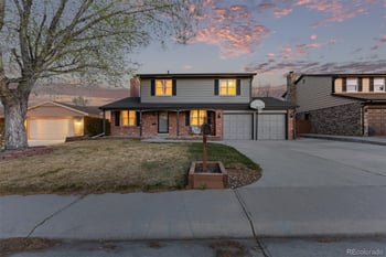 2552 Fairplay Way, Aurora, CO 80014